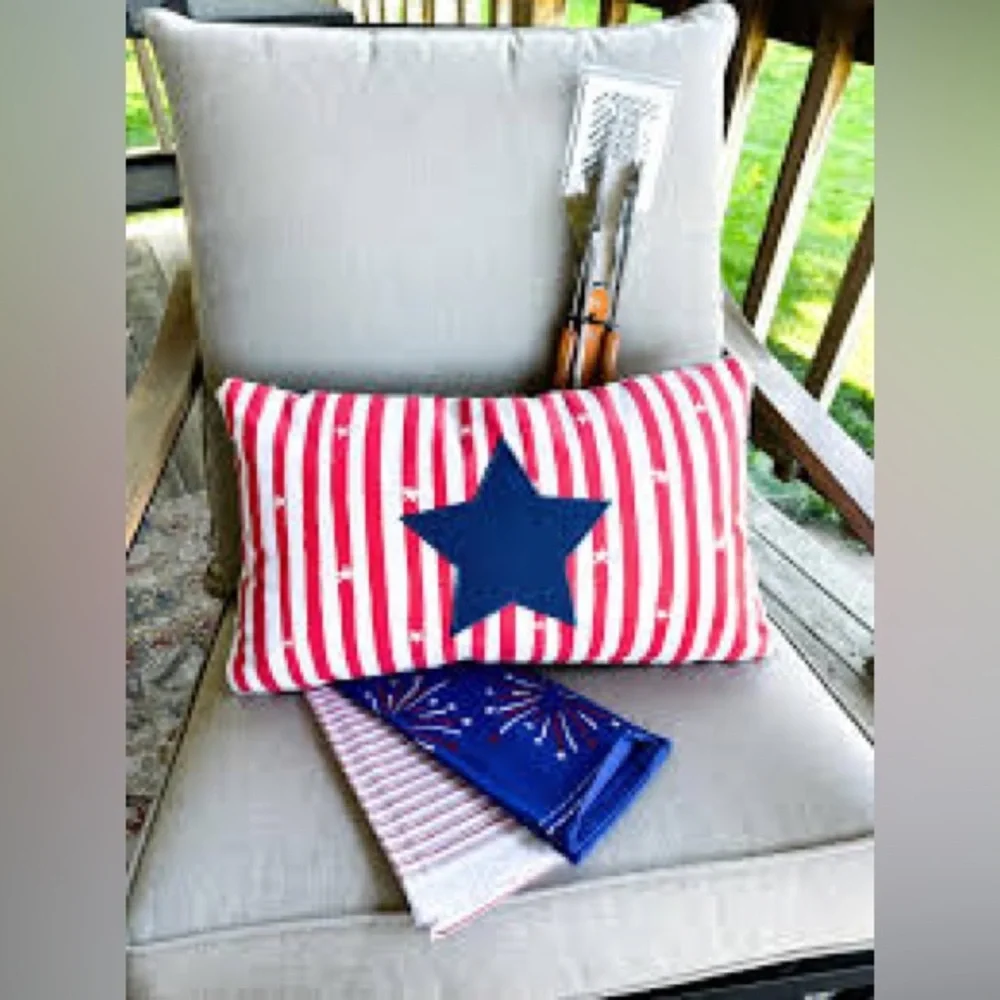 The Lakeside Collection Accent Pillow - Summer Throw Pillow